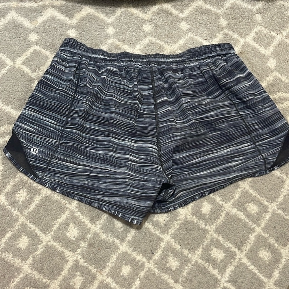 Lululemon Hotty hot shorts